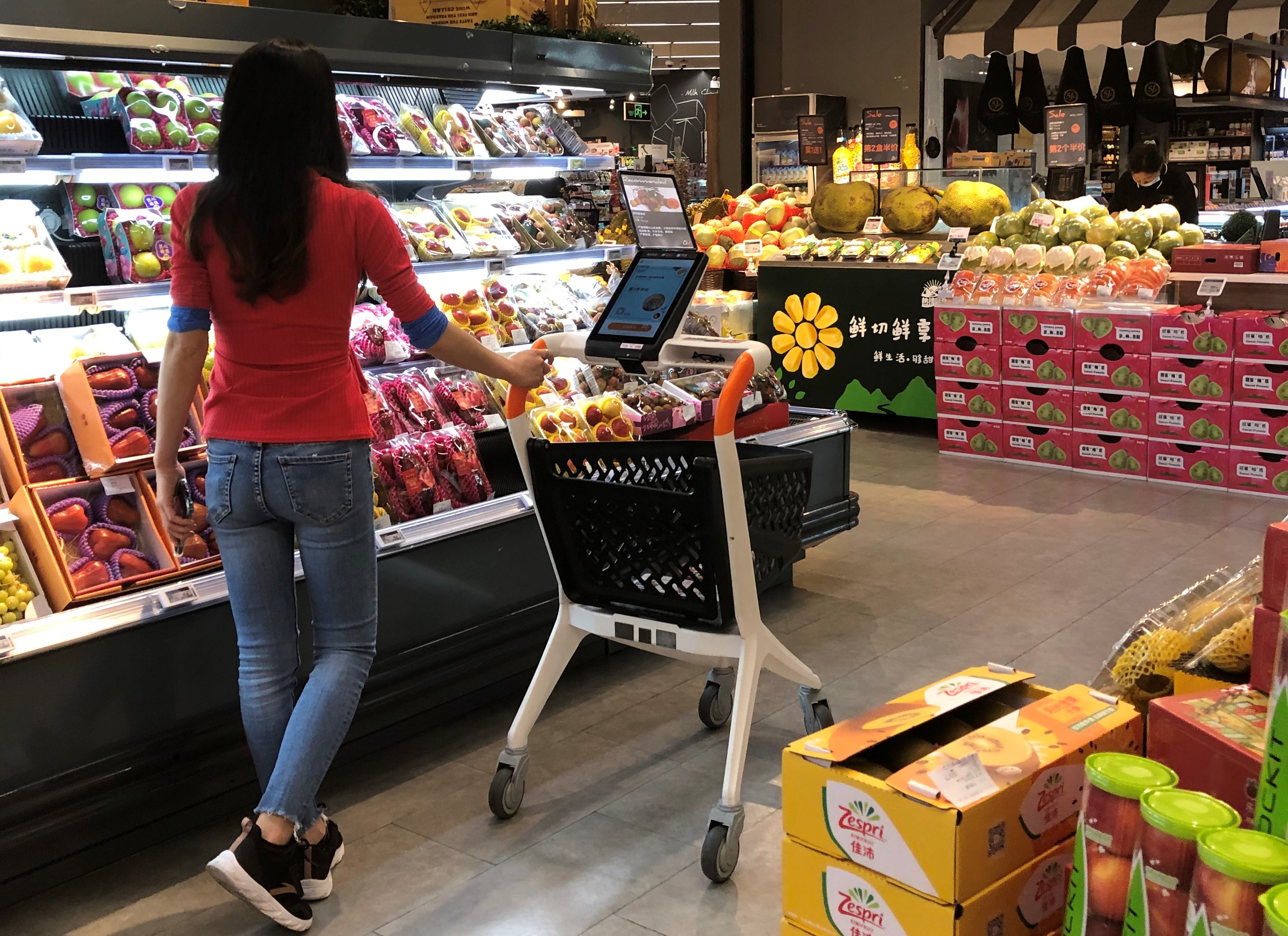 Smart trolley using bar code scanner ensured customers’ safety during
